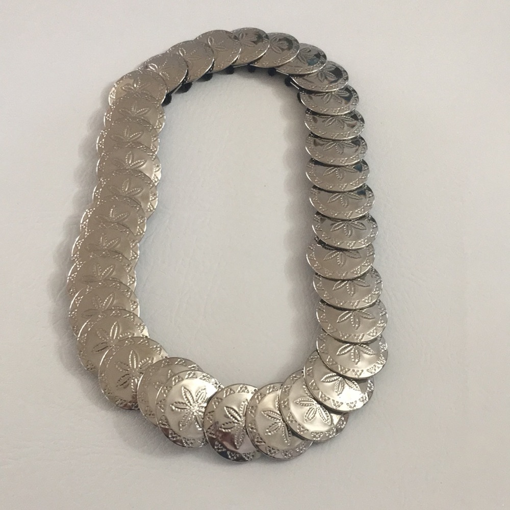 Silver tone elastic belt